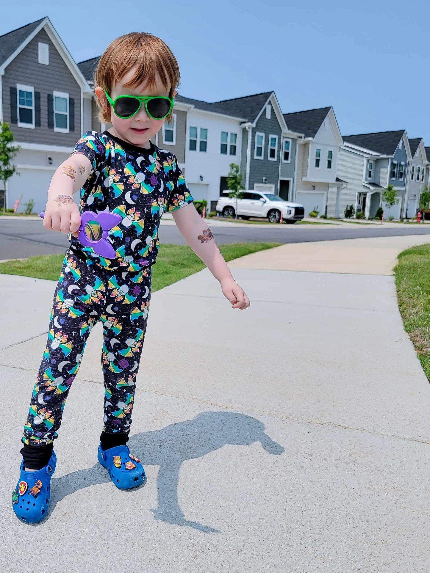 RTS Short sleeve / pants: Pride Bats