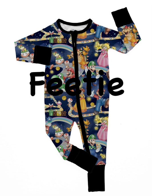 Feeties: Party Night *SHIPS JUNE*